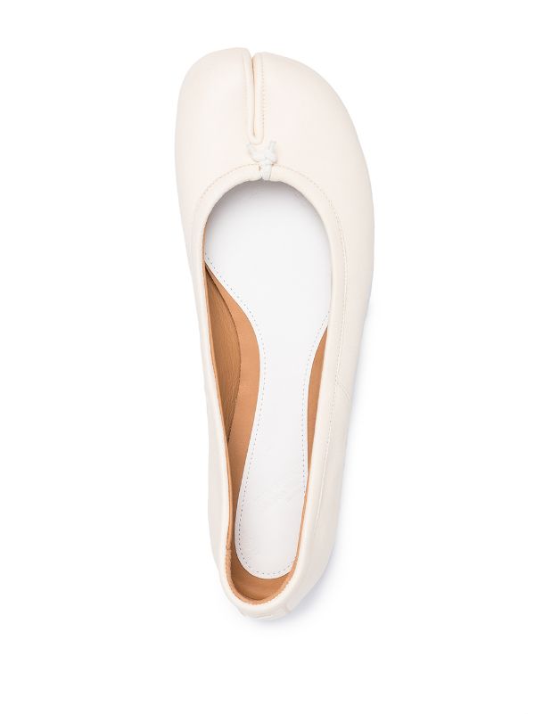 Henrik Vibskov Ballerina Tabi - White