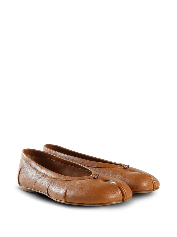 Henrik Vibskov Pleated Ballerina Tabi - Light Brown