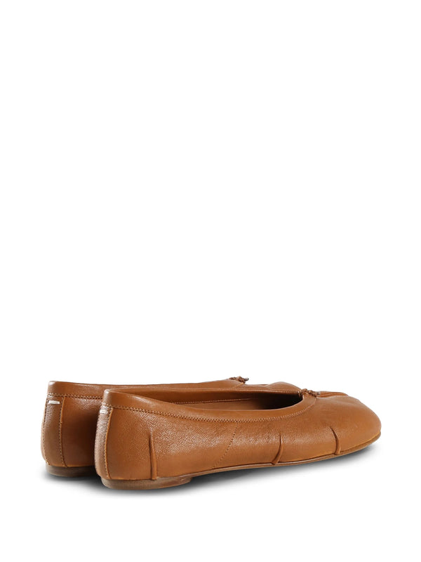 Henrik Vibskov Pleated Ballerina Tabi - Light Brown
