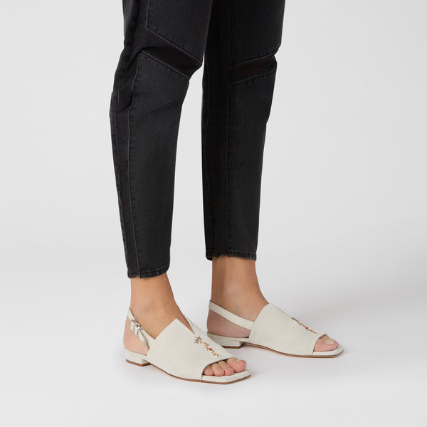 Henry Beguelin Embroidered Sandal Camoscio Vintage Chalk White