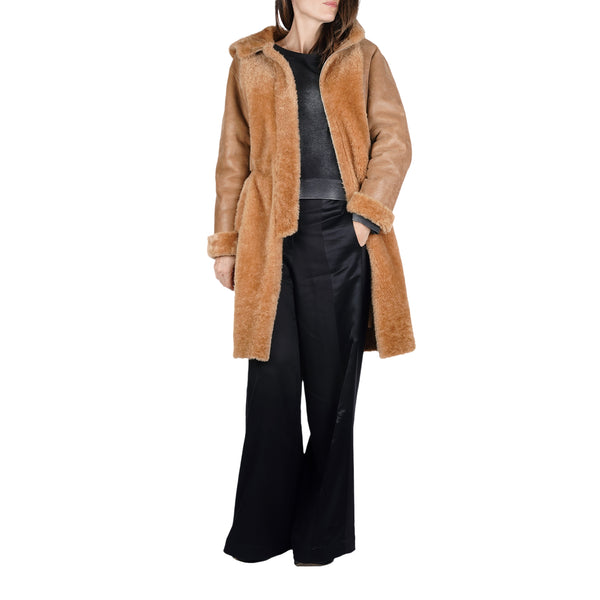 henry beguelin Hooded Shearling Coat Camel