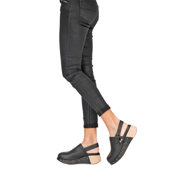 Henry Beguelin Platform Clog Martellato Black