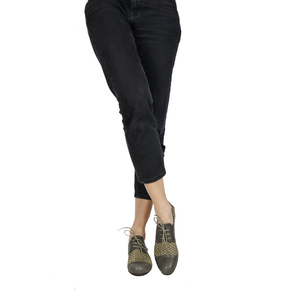 Henry Beguelin Lace-Up Shoes Messico Laserato Green