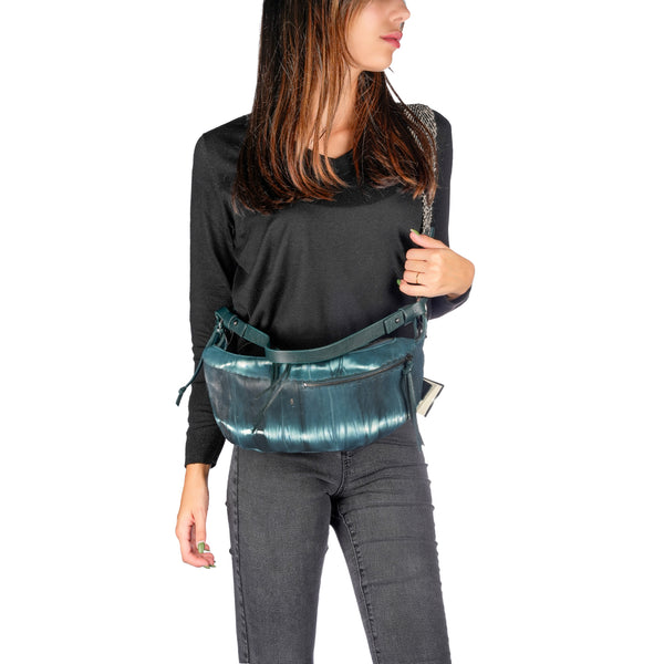 Henry Beguelin Luna Crossbody Belt Bag M Tie Dye Teal