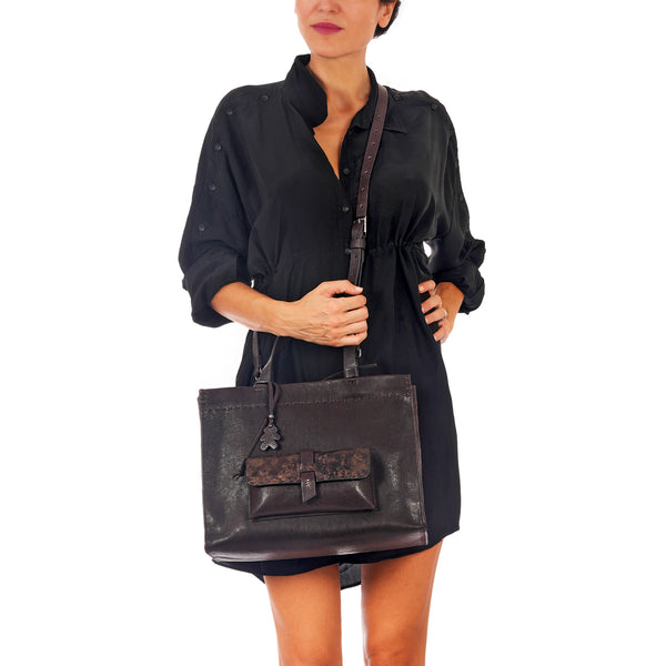 Henry Beguelin Shopping Pocket M Tab Old Iron Mahogany