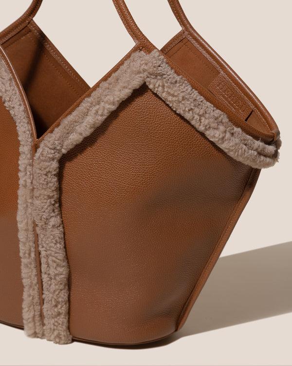 Hereu CALELLA CURLY SHEARLING TRIMS Tan