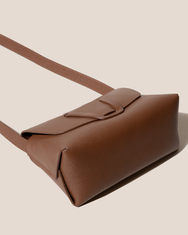 Hereu MABRA CROSSBODY GRAINY Camel