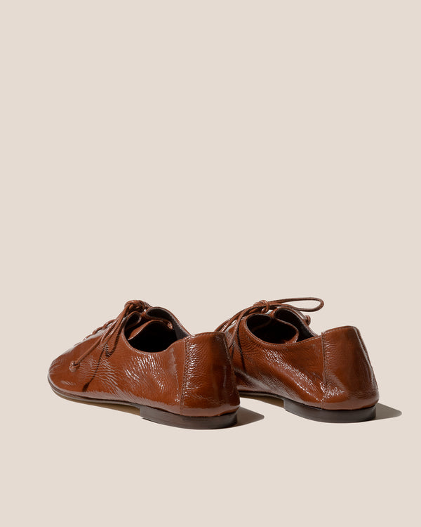 Hereu PLEGADA CRINKLED GLOSSY Cocoa