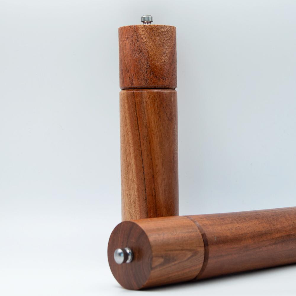 Heritage Lace Artisan Wood Acacia Salt & Pepper Mill Set Of 2 - Natural