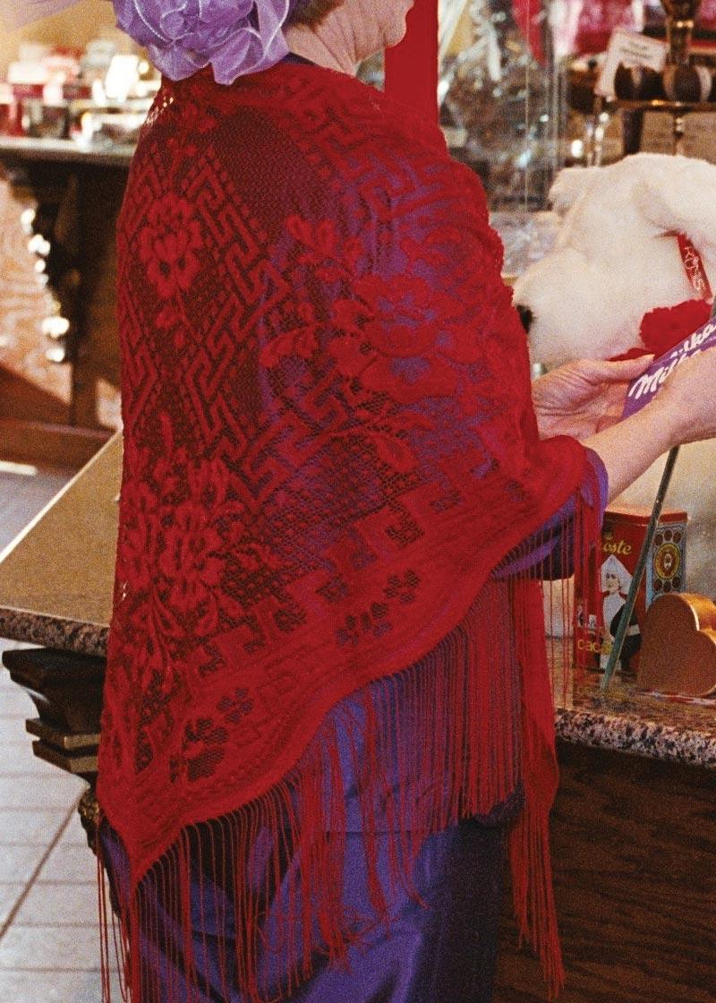 heritage lace Dynasty Shawl / Topper