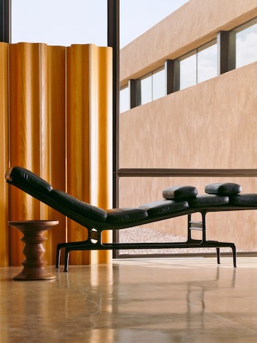 Herman Miller Eames Chaise