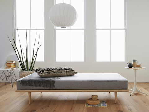 Herman Miller Nelson Daybed