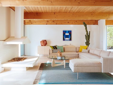 Herman Miller Noguchi Table