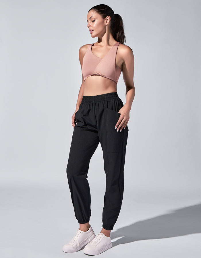 Heroine Sport Essential Jogger [Black]