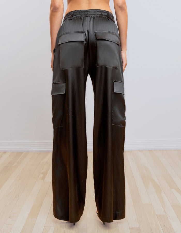 Heroine Sport SATIN CARGO PANTS [BLACK ]