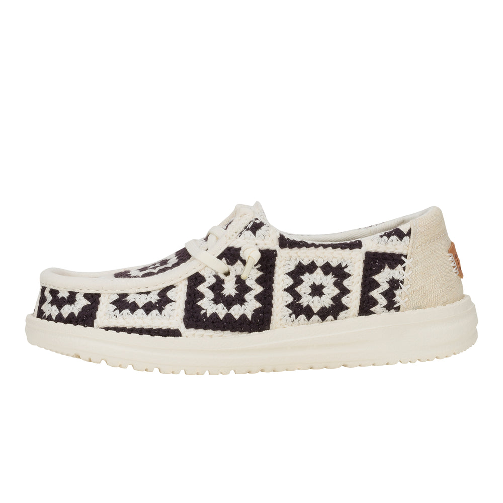 hey dude Wendy Youth Cottage Crochet Black/Multi