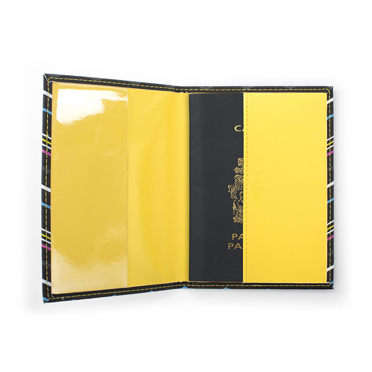 Heys CMYK Zig-Zag Passport Holder
