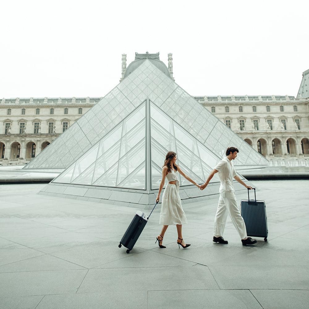 Heys Luxe 21 Inch Carry-on Luggage