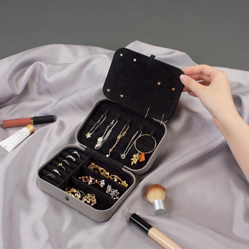 Heys Mini Jewelry Case