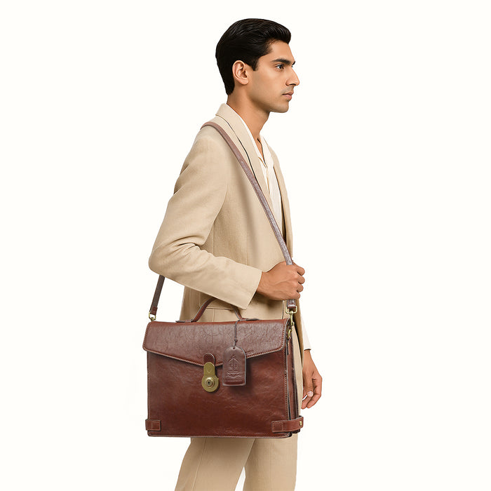 Hidesign COUNT 01 MESSENGER BAG Tan