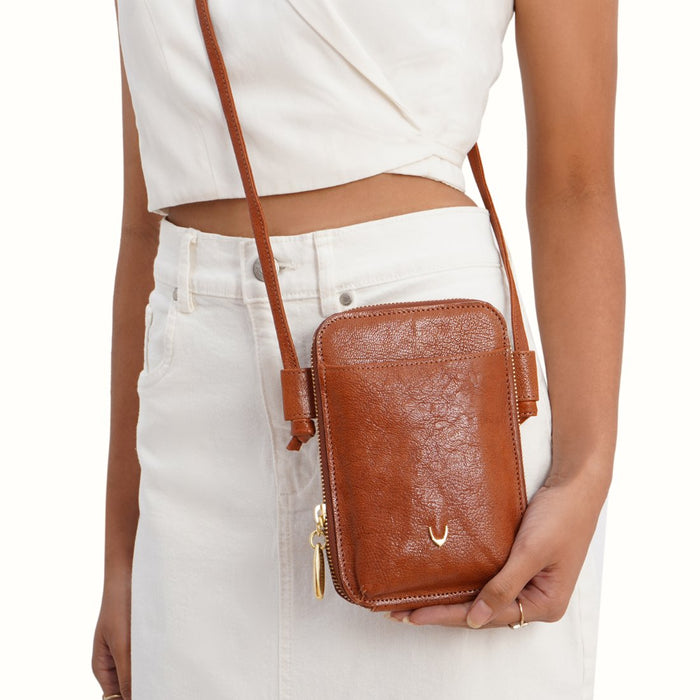 Hidesign GEISHA W1 SLING WALLET Tan