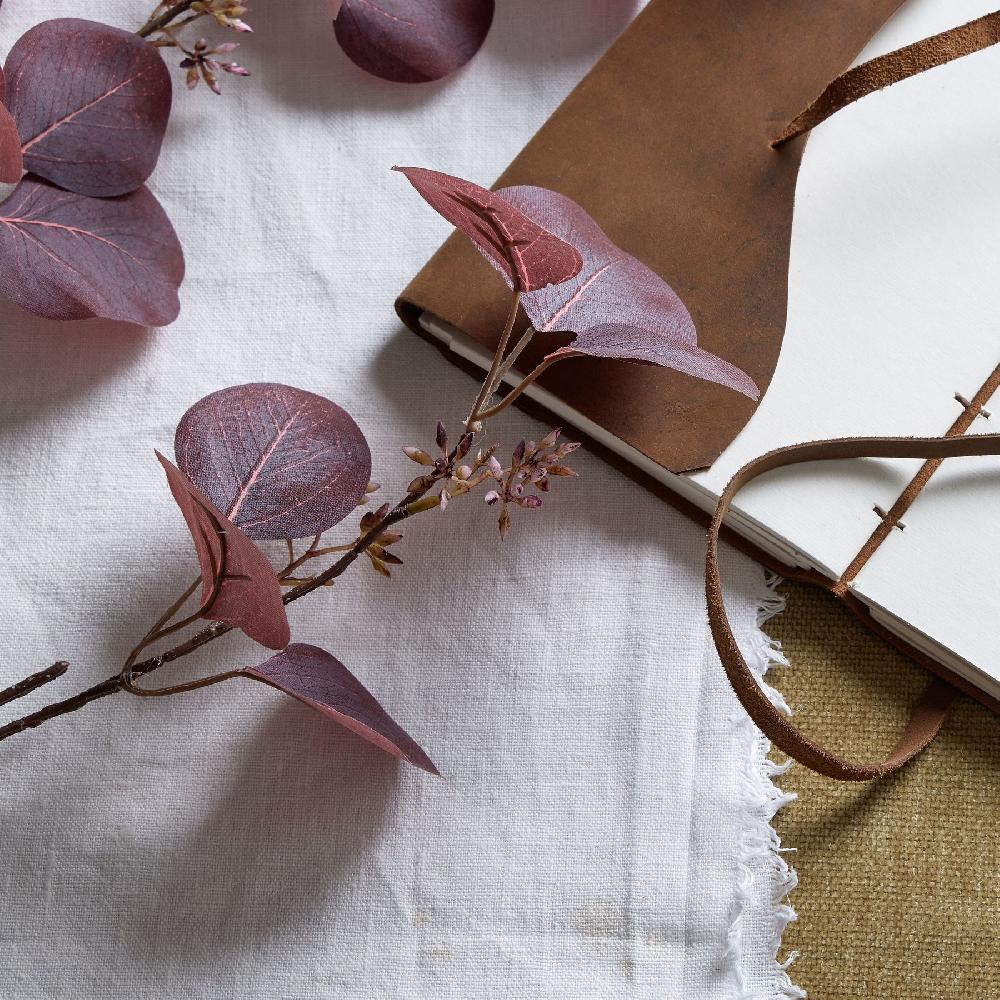 hill interiors Burgundy Berried Eucalyptus
