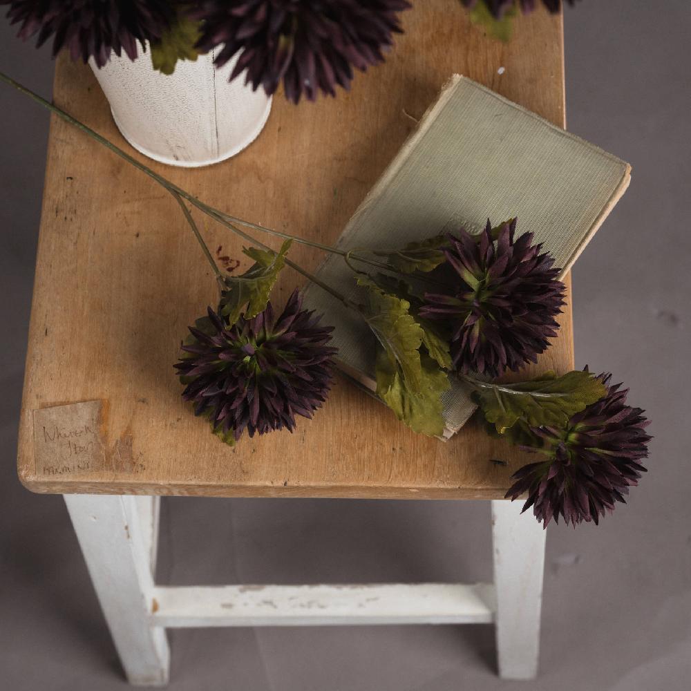hill interiors Chocolate Chrysanthemum