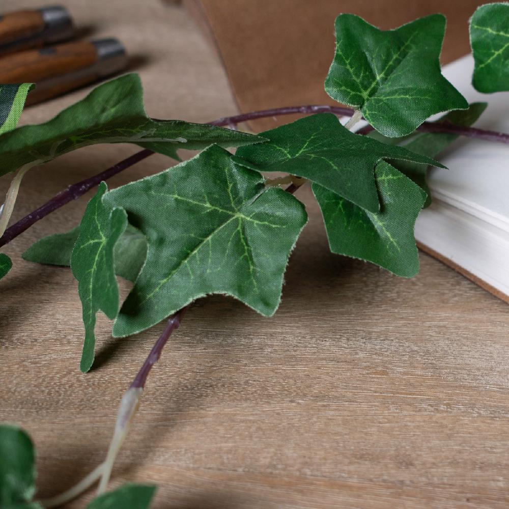 Hill Interiors Ivy Garland