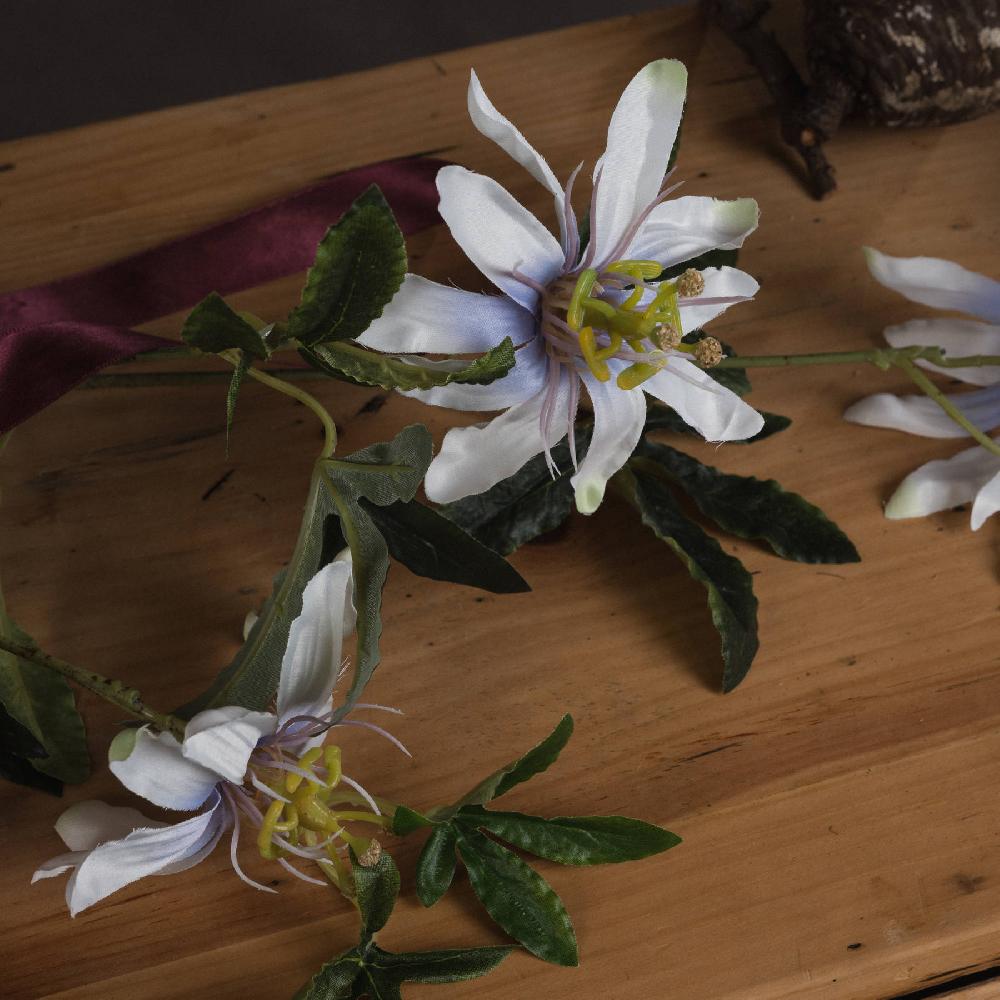 Hill Interiors Passion Flower Spray