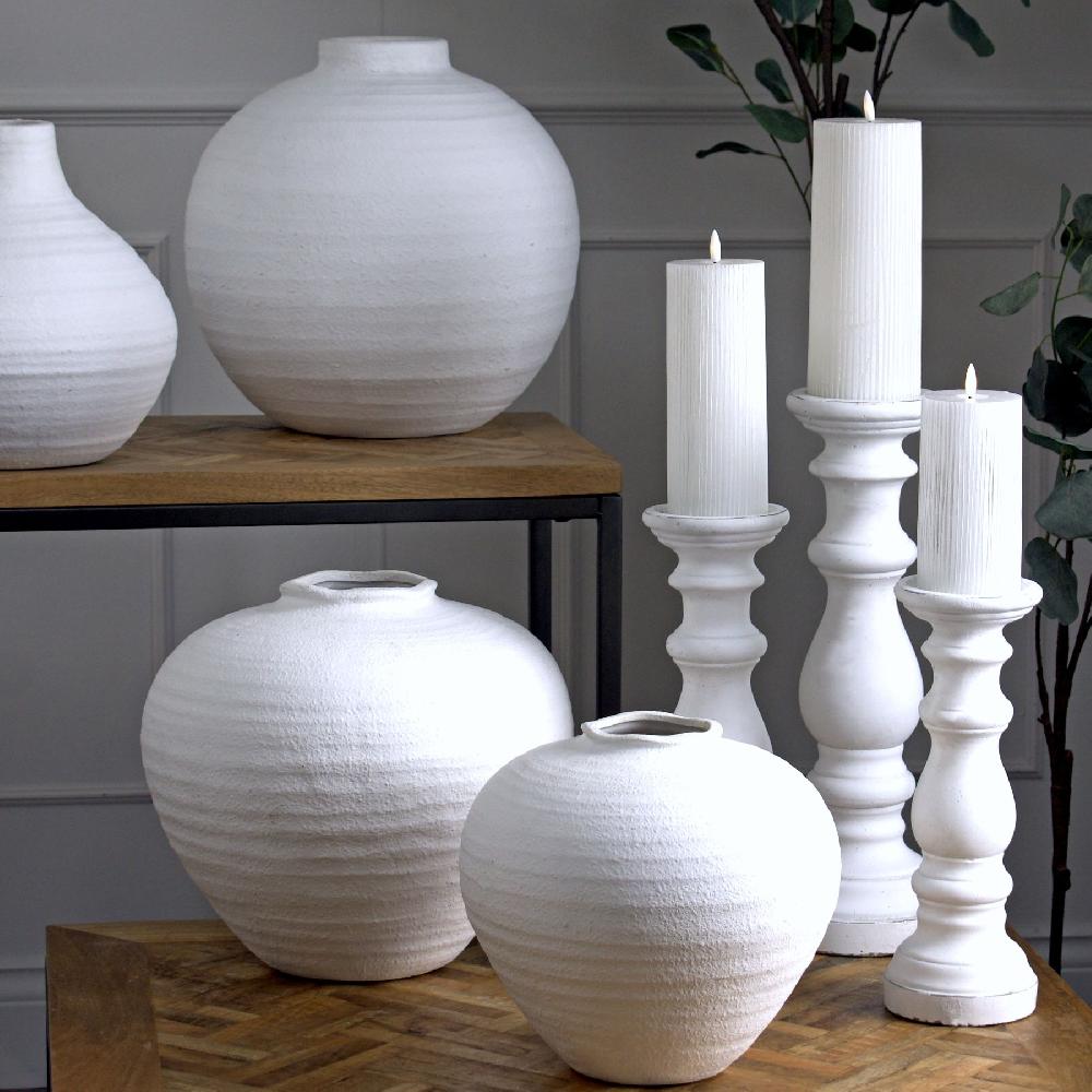 Hill Interiors Regola Matt White Ceramic Vase