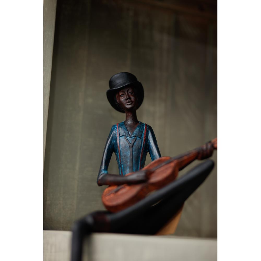 Hill Interiors Sitting Jazz Band Strings