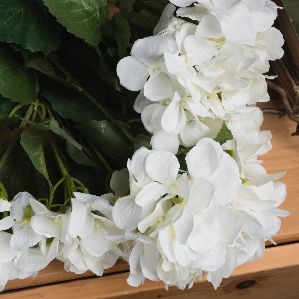 Hill Interiors White Hydrangea Bouquet