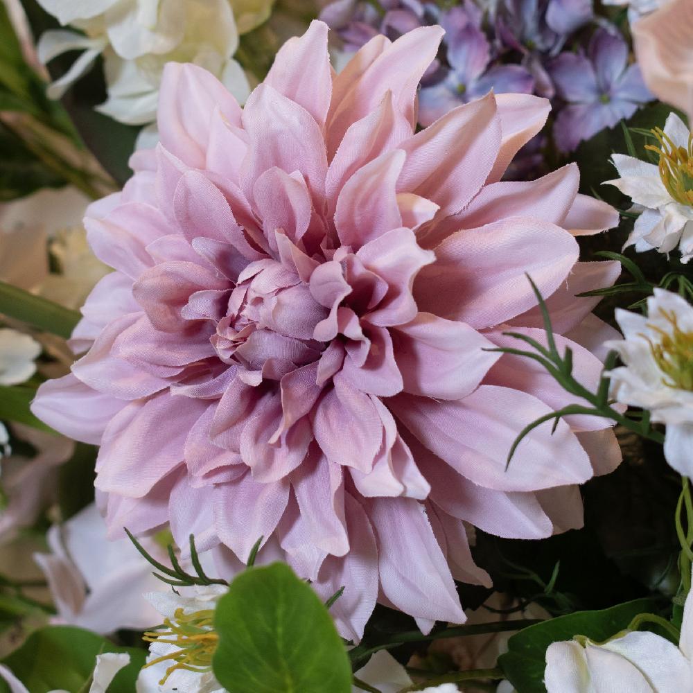 Hill Interiors The Natural Garden Collection Pink Dahlia