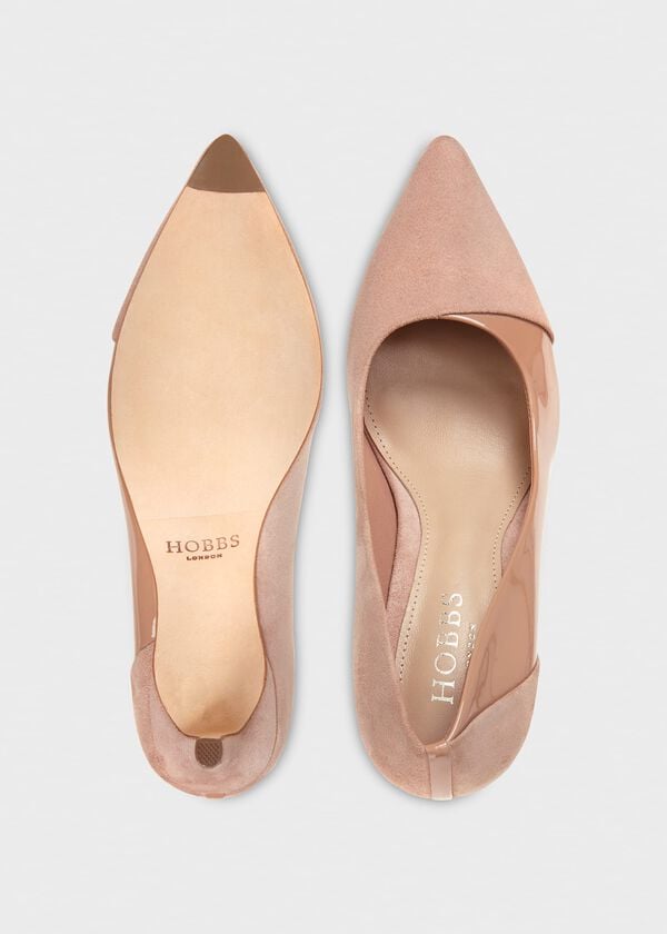 Hobbs Amelia Courts Camel