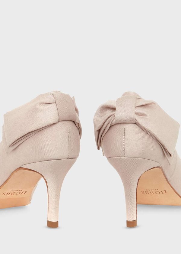 Hobbs Bianca Court Shoes Oyster