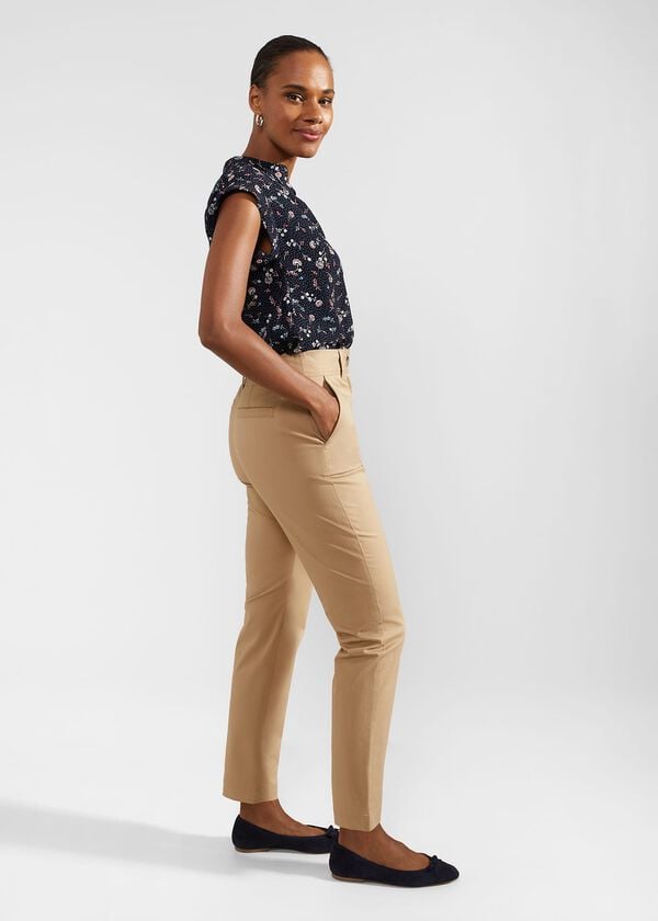 Hobbs Calla Chino Camel