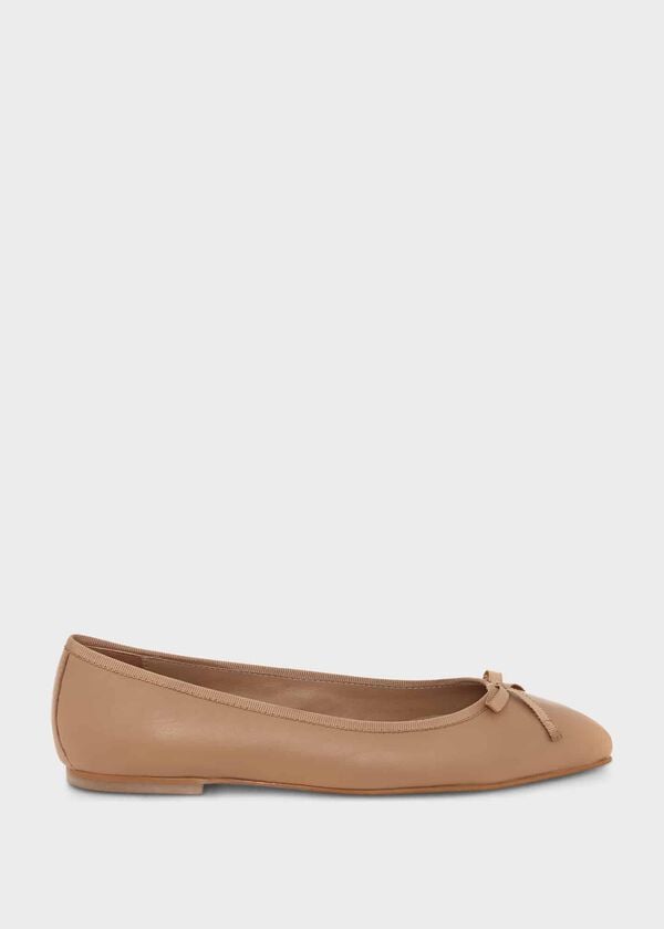 hobbs Nikita Ballet Flats Camel