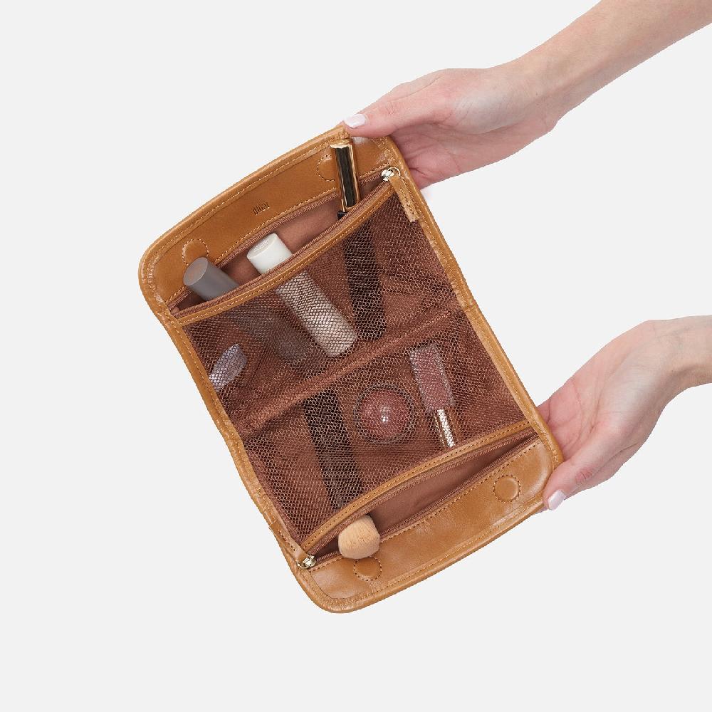 Hobo Beauty Cosmetic Pouch Polished Leather| Natural