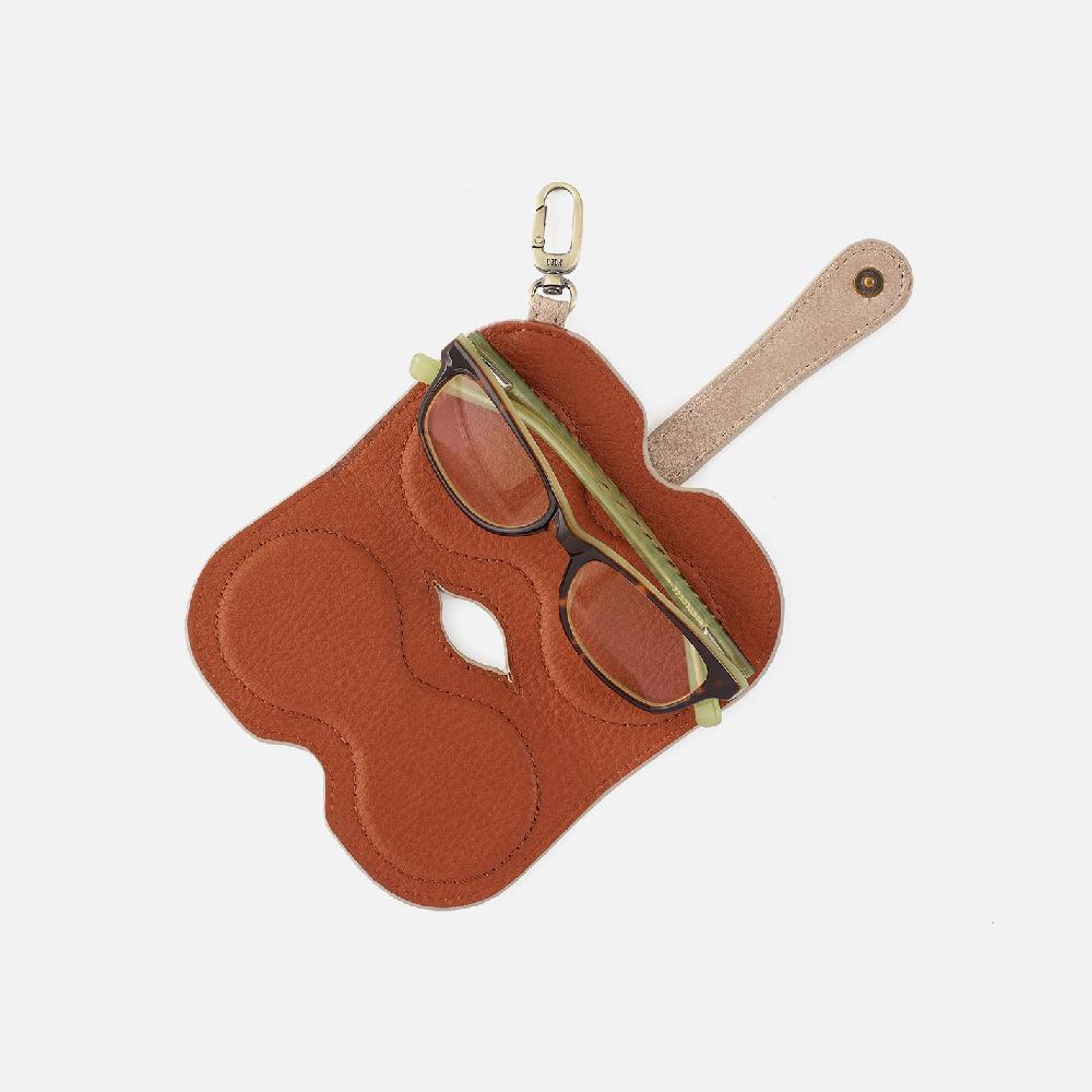 Hobo Blink Glasses Holder Buffed Leather| Gilded Beige