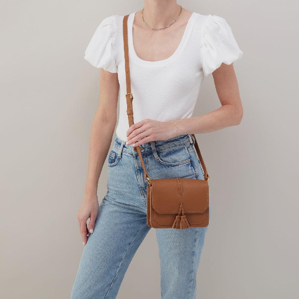 Hobo Eden Small Crossbody Pebbled Leather| Warm Honey