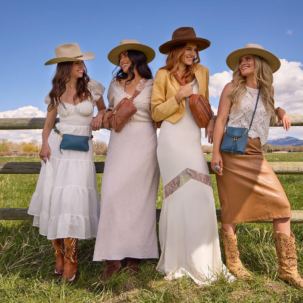 Hobo Fern Sling Smooth Leather With Multi Stitch| Timberline