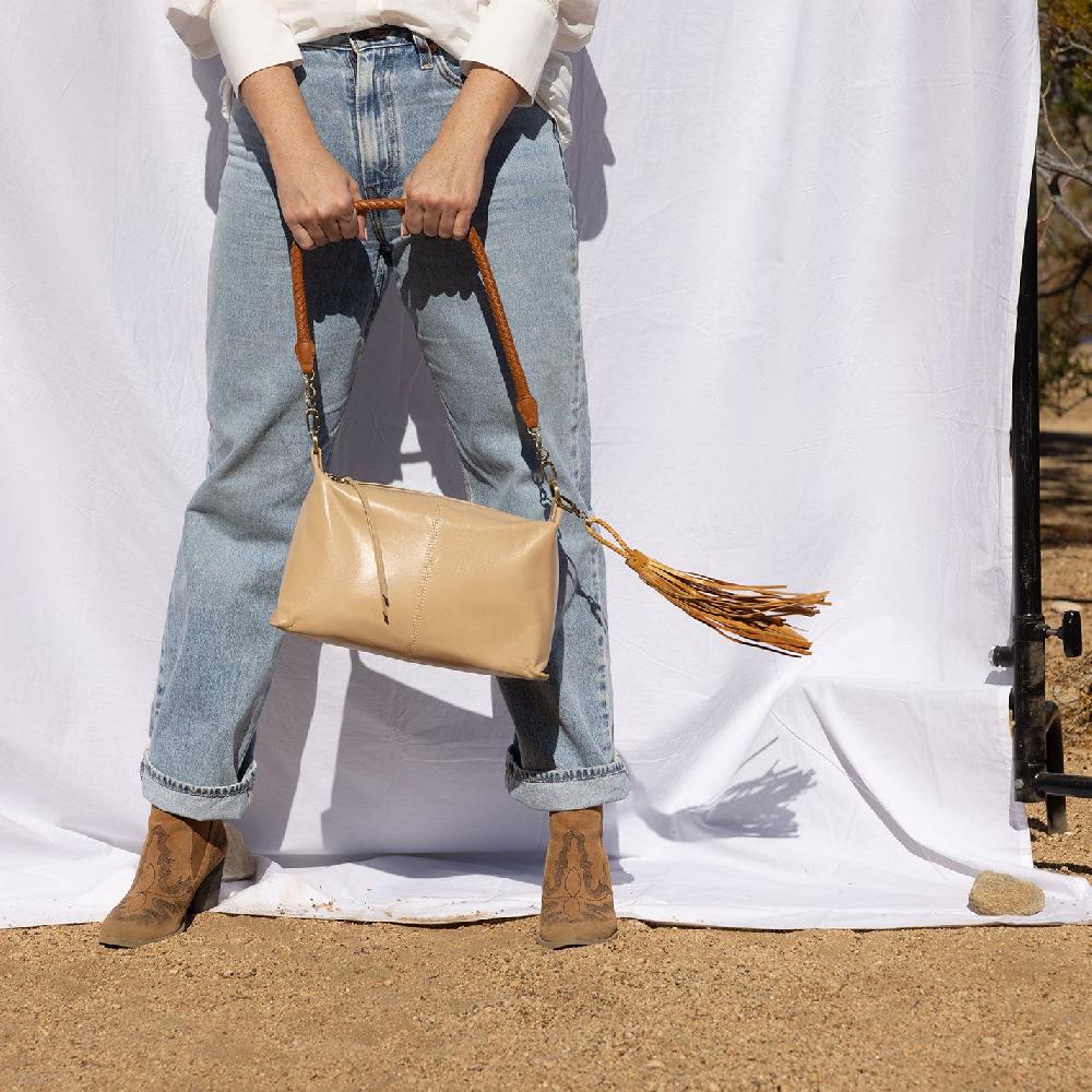 Hobo Avon Shoulder Bag Polished Leather| Sand