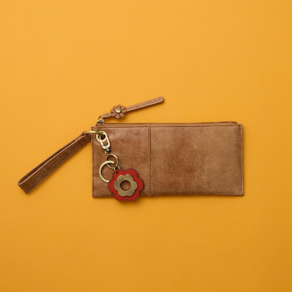 Hobo Daisy Keychain Polished Leather| Grenadine