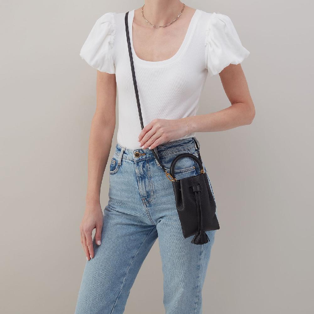 Hobo Eden Phone Crossbody Pebbled Leather| Black