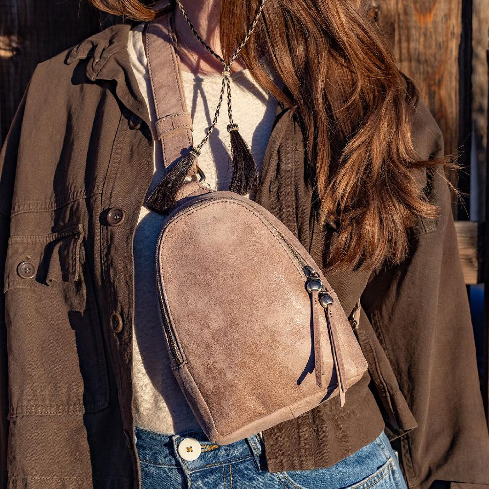 Hobo Fern Sling Buffed Leather| Hazel