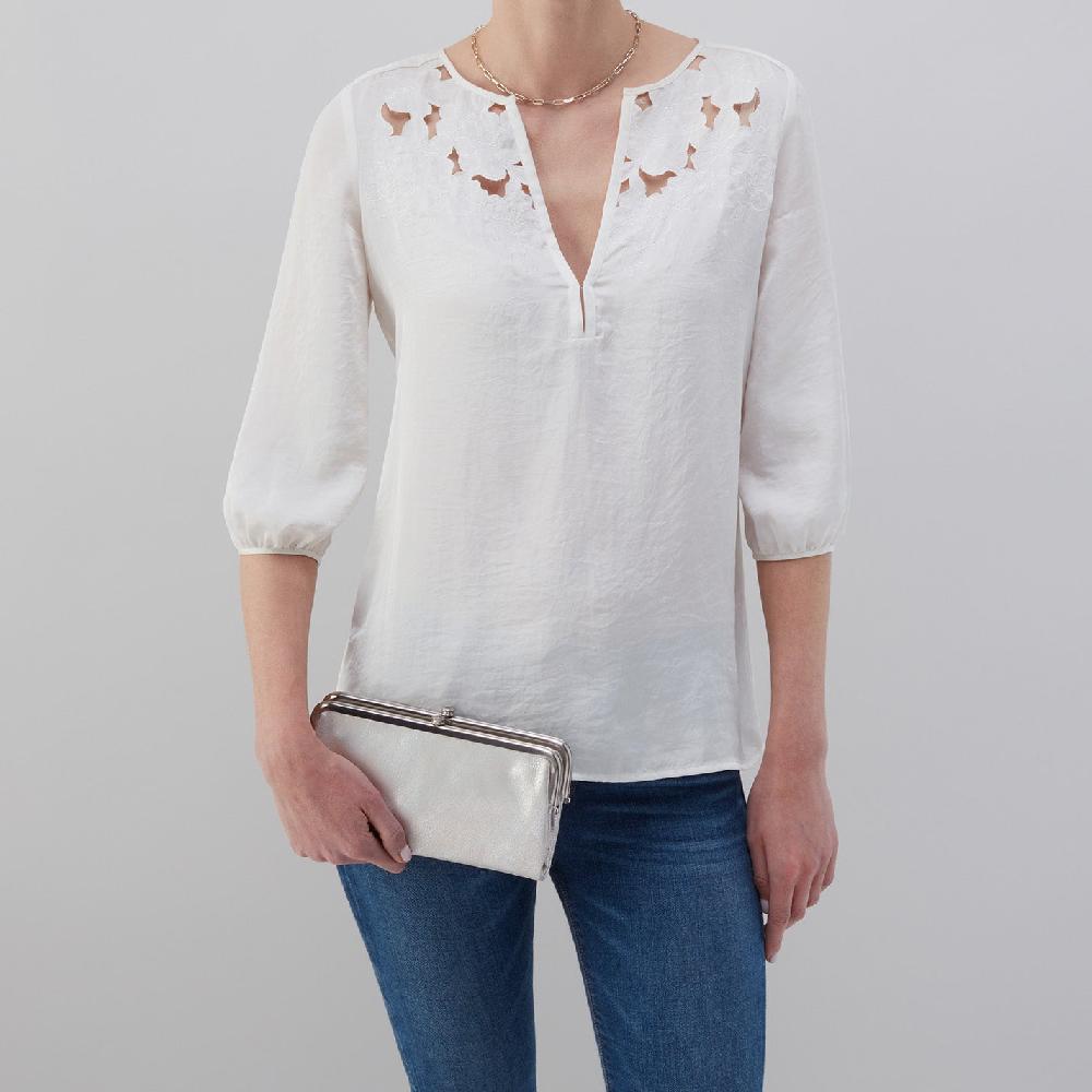 Hobo Lauren Clutch-Wallet Metallic Leather| Silver