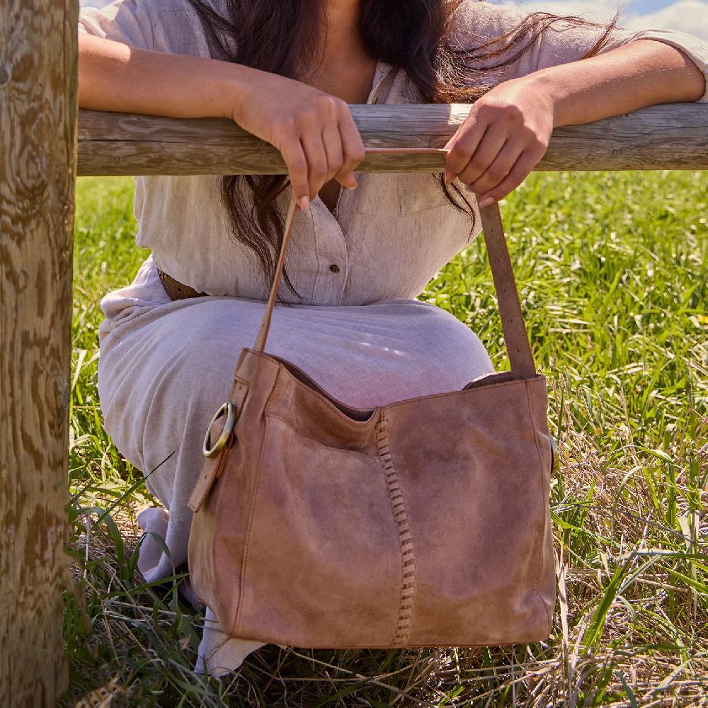 Hobo Render Shoulder Bag Buffed Leather| Whiskey