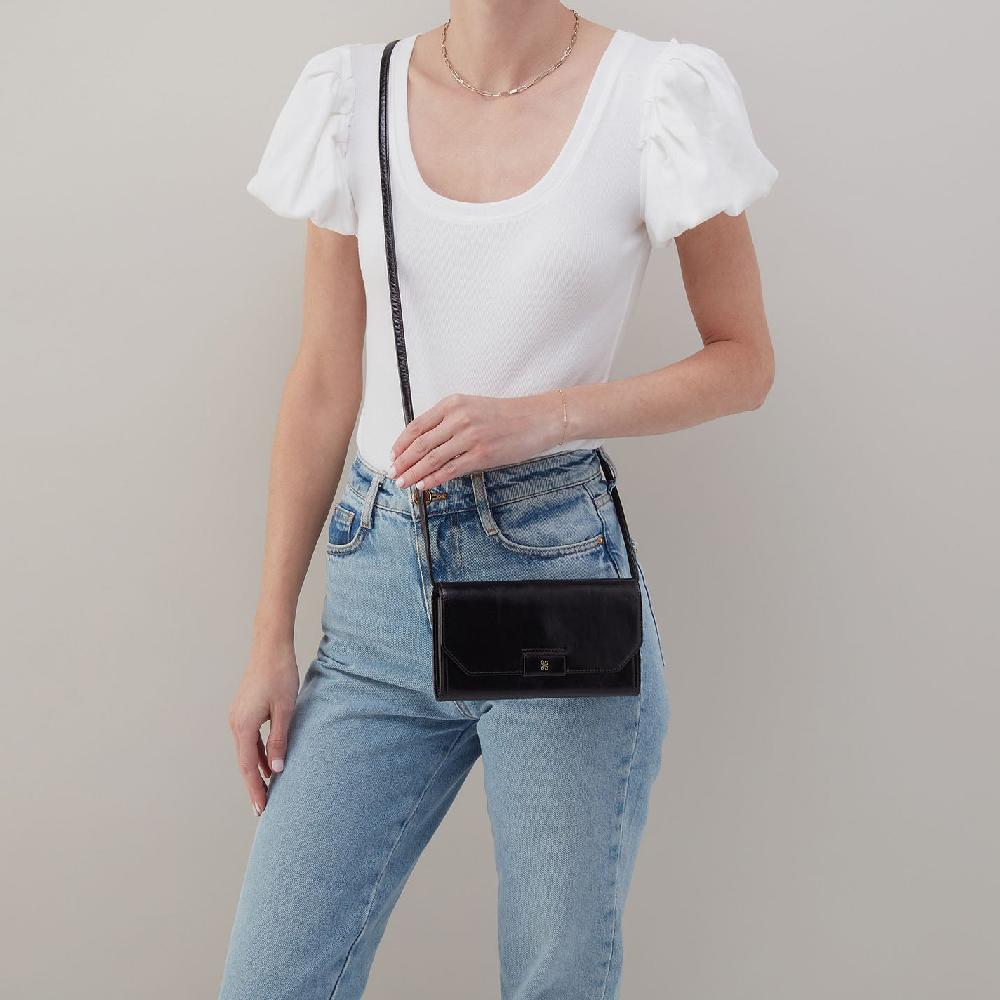 Hobo Romy Wallet Crossbody Polished Leather| Black