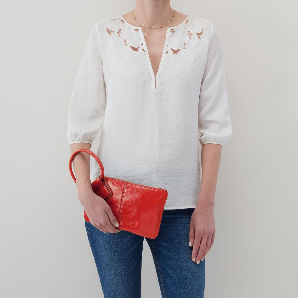 Hobo Sable Wristlet Polished Leather| Grenadine