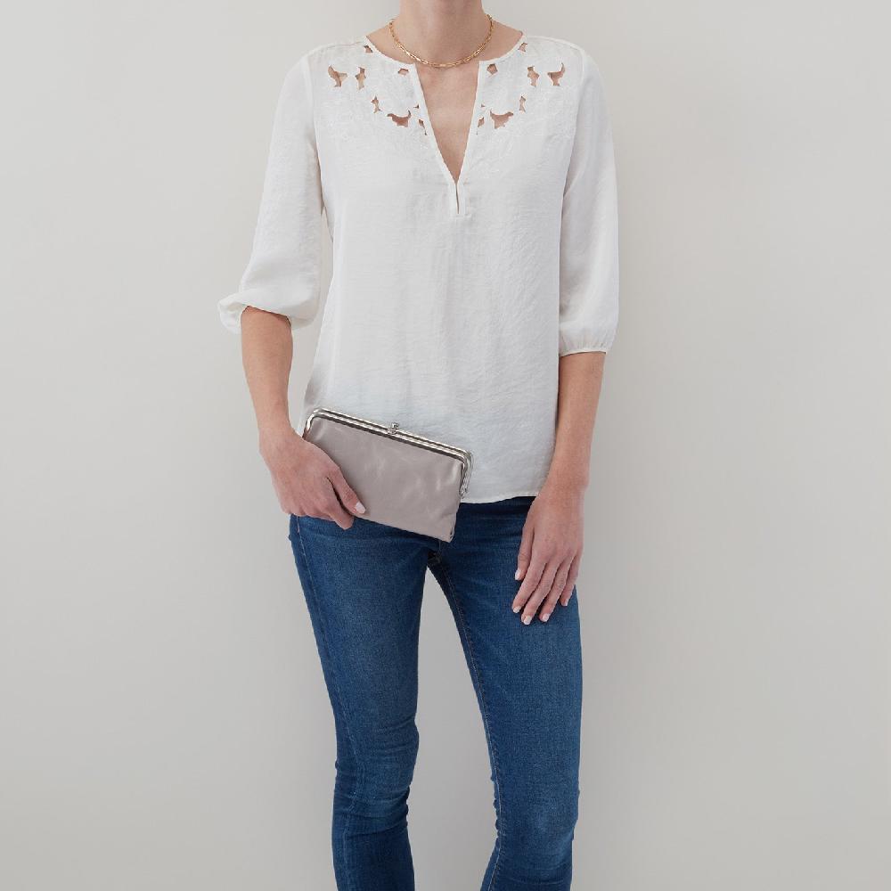 Hobo Lauren Clutch-Wallet Polished Leather| Light Grey